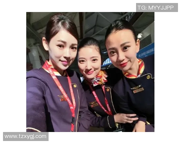 梅方与足球明星的爱情故事揭秘他的妻子背后的精彩人生 梅方与足球明星的爱情故事揭秘他的妻子背后的精彩人生